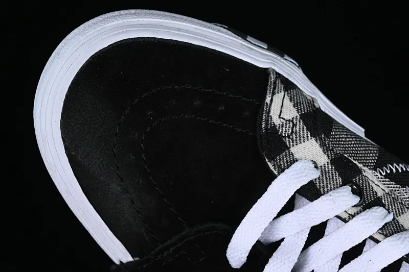 All categories Vans Vans series Vans Hi Vans high-top Vans Vault Sk8-Hi Cap LX Deconstruction New black and white checkerboard high-top canvas vulcanized sneakers VN0A3WM1XOS